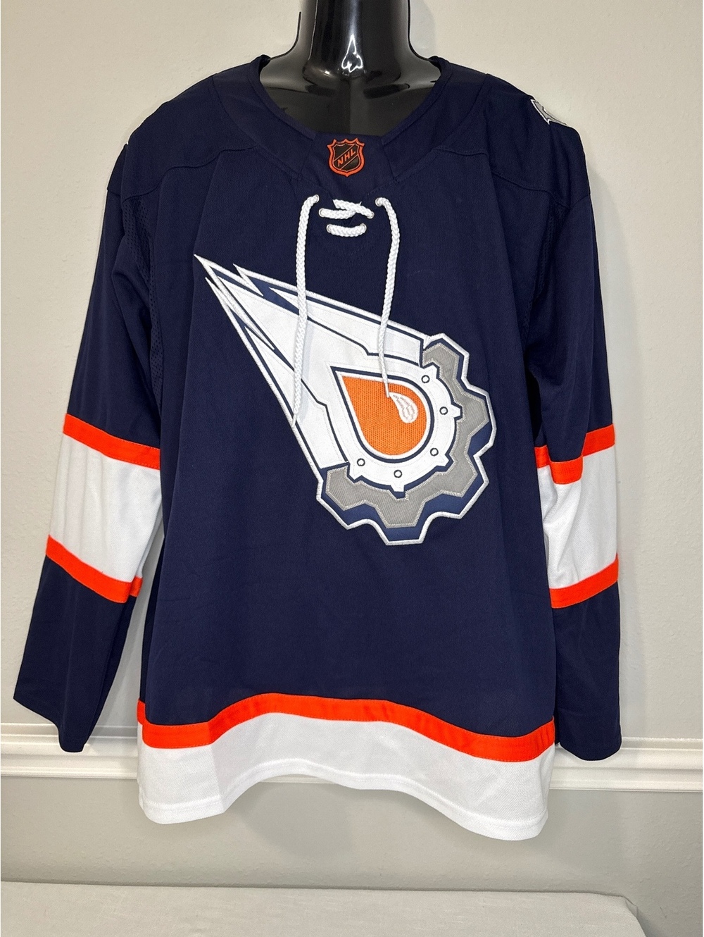 Edmonton Oilers Jersey Size Men’s Medium
